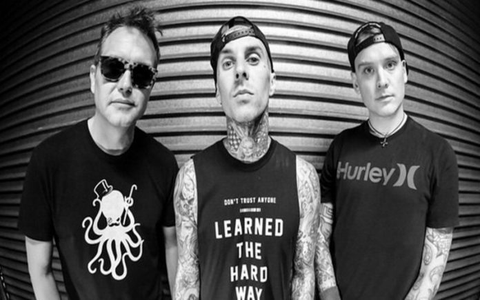 Блинк 182 слушать. Группа Blink-182. Блинк 182. Blink 182 фото. Блинк 182 1992.